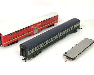 HO Scale Model Railroad Rolling Stock: ERTL Collectibles #4977, RivaRossi #6040 and Kato #35-6034
