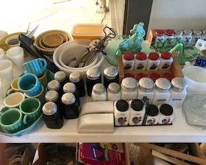 Kitchen collectables, jadite