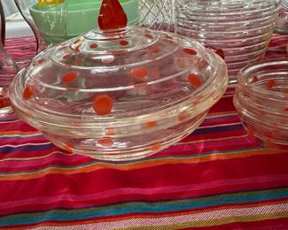 Very cool polka dot vintage set. 