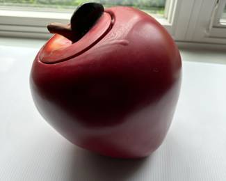 Apple cookie jar. 