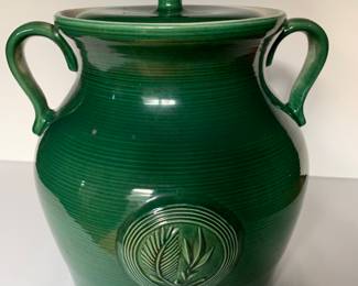 Extra large Redwing cookie jar 