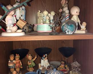 Figurines, wedgewood
