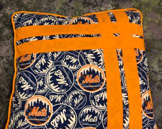 Mets fabric pillow