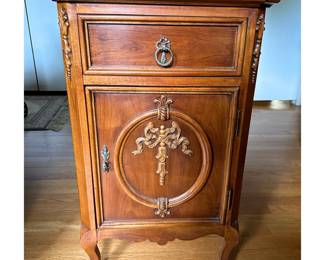 Lexington Small Nightstand