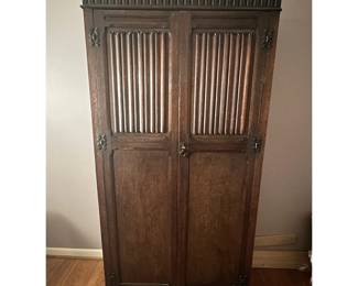 'Linen Fold' Wardrobe