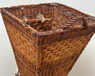 Backpack-style Harvesting Basket