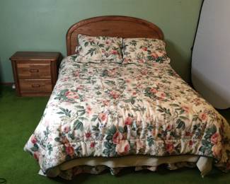 Broyhill Furniture Queen Headboard and Nightstand