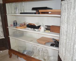 House Loaded with sooooo much stuff