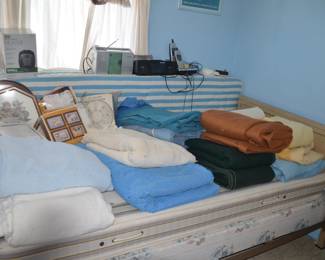 Blankets, Vintage Blankets .... Selling Cheap cheap