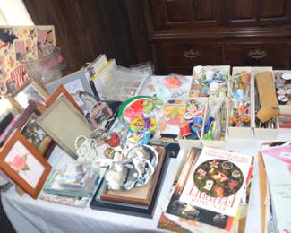 Vintage Craft Supplies, Picture Frames