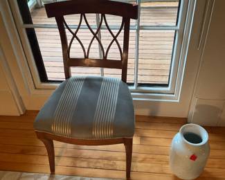 SET OF 4 CHAIRS WITH EXTRA FABRIC