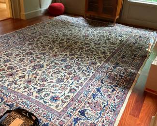 ROOM SIZE ORIENTAL RUG
