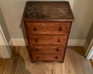 GREAT SMALL CHEST