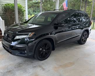 2021 Honda pilot, black edition 61k 