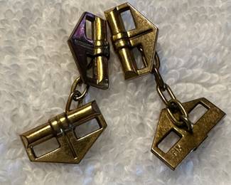 18 karat gold cufflinks