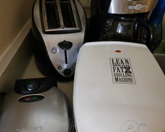 George Foreman Lean Mean Fat Machine, Cuisinart, and other appliances.  All in good working condition!