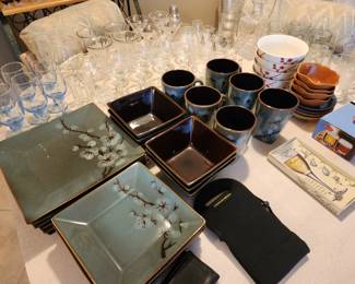 Elegant dinnerware collection!