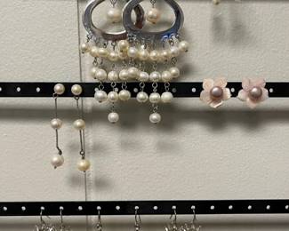 8 Pearly not Authenticated Earrings Smokers House