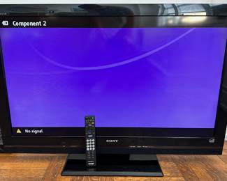 Sony Bravia 40 Inch Flatscreen TV With Remote, Model KDL-40S5100
Lot #: 163