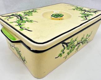 Vintage Moriyama Hand Painted Japanese Porcelain Box With Two Compartments
Lot #: 121