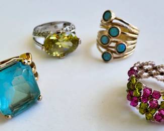 4 Rings
Lot #: 137