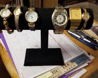 Men's a.nd women's watches