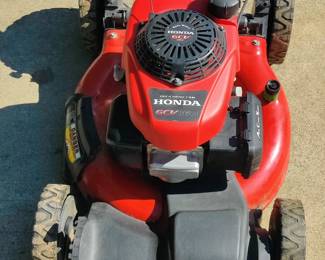 Blackmax Honda Self Propelled Lawn Mower w/Bag - $150