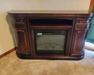 ELECTRIC FIREPLACE/TV STAND w/REMOTE - CURRENTLY RETAILS FOR $899+TAX (OUR PRICE $300 w/NO TAX - EXCELLENT CONDITION