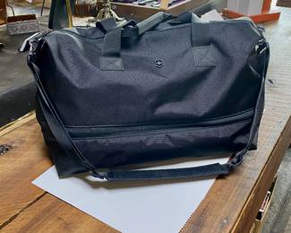 New VICTORINOX Weekender Travel Black Bag 