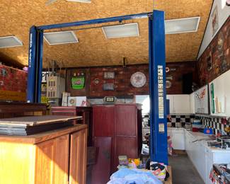 Stands 12’ tall- 10,000lb capacity. 