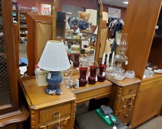 dressing table