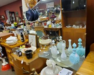 mid century blond dressing table with stool