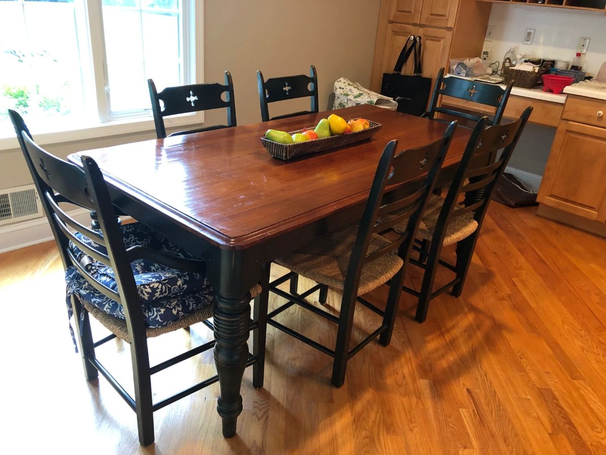 Farmhouse Style Dining Table w/ Black Turned Legs, Stained Wood Top & 6 Chairs