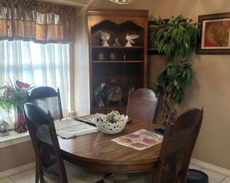 smaller size dining table