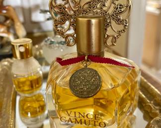 lot's of wonderful perfumes!