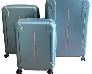 American Tourister Luggage Set