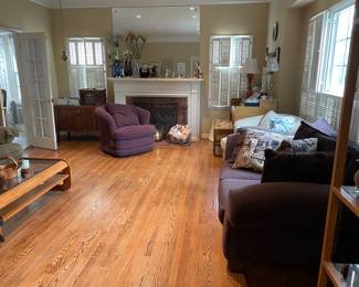 2 Sofas, Coffee Table, 2 Chairs 