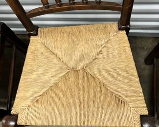 Vintage English Lancashire Spindle Dining Chairs, they are from the 1900s (20th Century), and are worth around $750 for your set of 4 today.
The style is known as English or Traditional today, and are timeless chairs.
