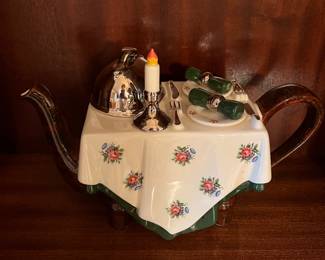 Tony Carter teapot