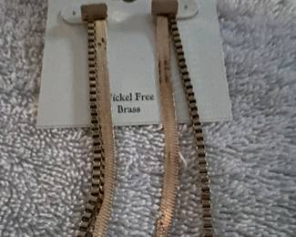 Versona long earrings