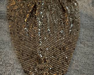 Gold net necklace (not real gold)