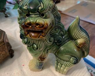 Pair Foo dogs