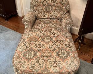 Attractive lounge couch