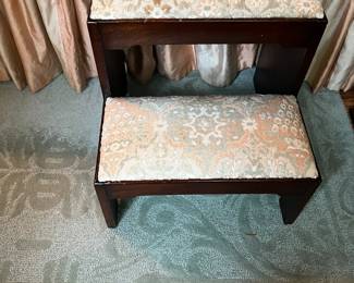 Henkel Harris steps for bedside