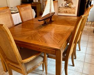 lovely dining set, narrow look, has one leaf, 6 chairs, perfect condition on fabric seats