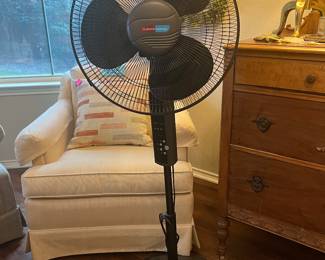 Nice standing fan in great condition