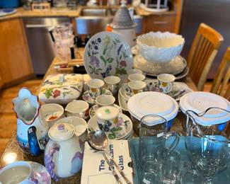 Kitchenware, glassware