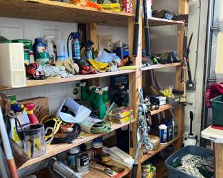 Miscellaneous garage items