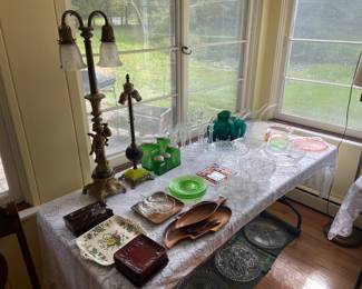 Antique table lamps and glassware