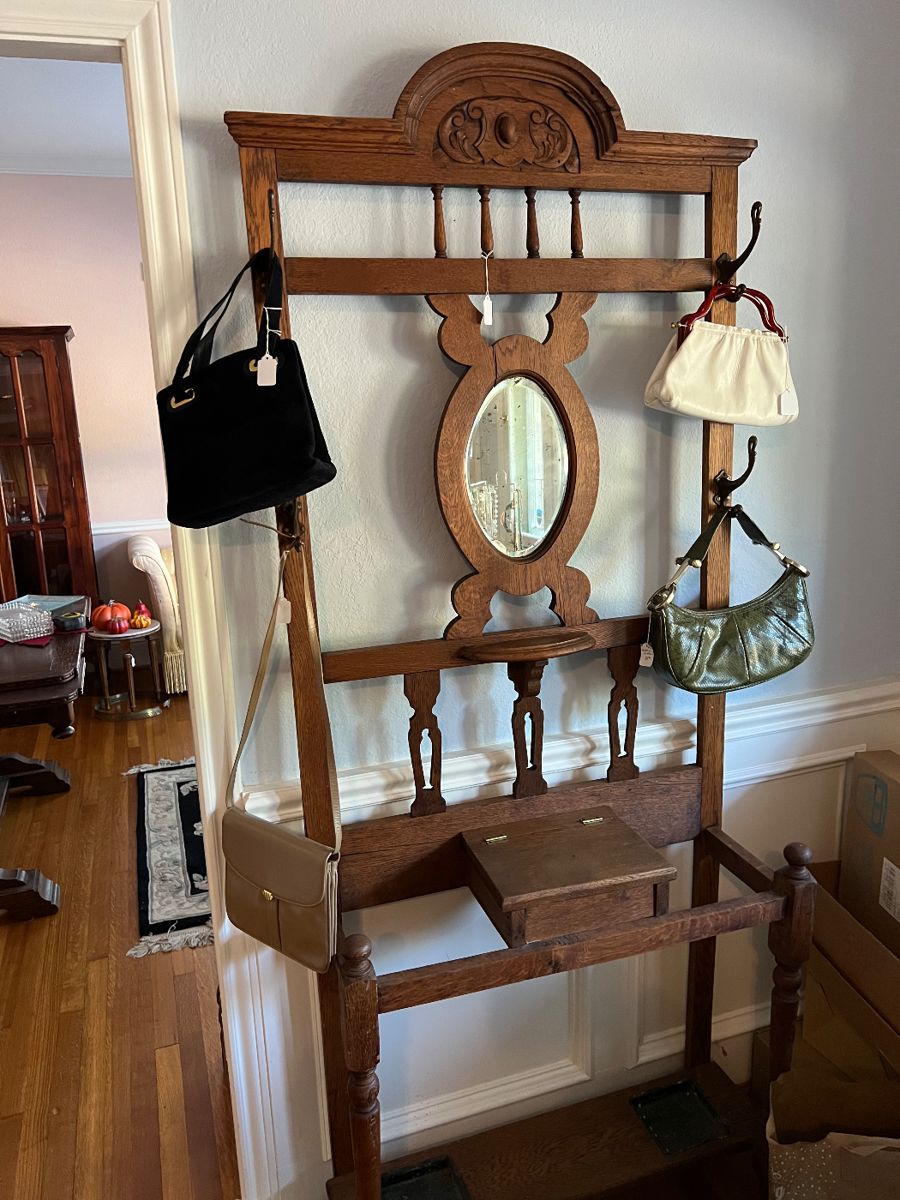 SWANN ESTATE SALES Lakewood Area Sale starts on 9/22/2023